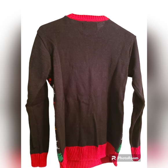 Ugly Sweater - Picture 2 of 3